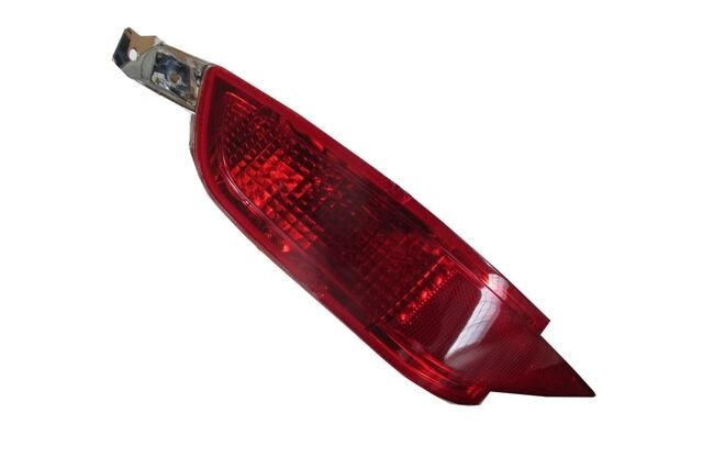 FORD FIESTA- 09/13; ARKA TAMPON REFLEKTÖRÜ SOL KIRMIZI SİSLİ 8A61 15K273AD