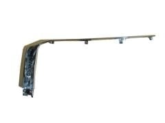 MITSUBISHI L200- PICK UP- 19/22; ÖN TAMPON ÜST ÇITASI SOL NİKELAJI (FAR ALTINA TAKILAN)(FPI) 6407A335