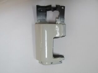 ISUZU NPR- 90/97; FAR ÇERÇEVESİ SAĞ BEYAZ (BFN) 8-94145521-2