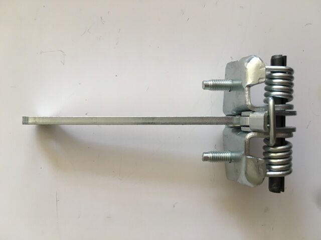 RENAULT R11- FLASH- 86/95; ÖN KAPI DURDURUCUSU SAĞ/SOL AYNI (ADET) (KAPI GERGİSİ) 7702255777