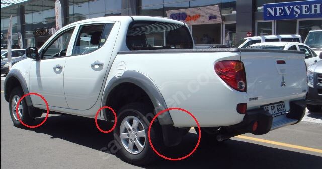 MITSUBISHI L200- PICK UP- 10/15; ARKA ÇAMURLUK AĞZI PLASTİĞİ SAĞ (DODİK) 4X2 MZT202T04