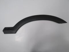 OPEL ZAFIRA- 99/04; ÖN ÇAMURLUK AĞZI PLASTİĞİ SAĞ SİYAH 1106006