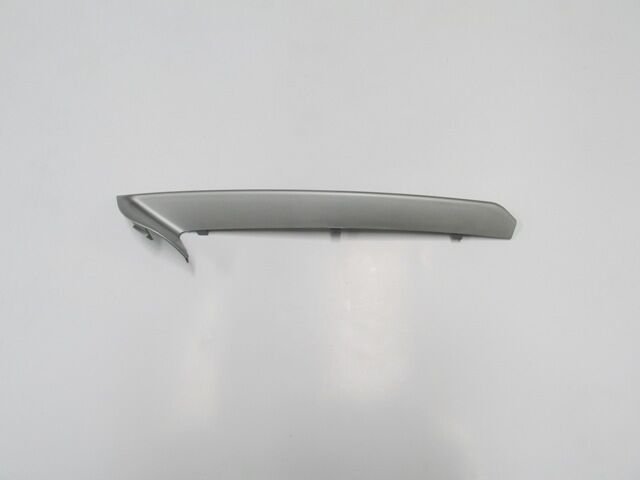 BMW 5 SERI- F10- 13/16; SİS LAMBA KAPAĞI ÜST ÇITASI SAĞ GÜMÜŞ GRİ (TW) 51117331766