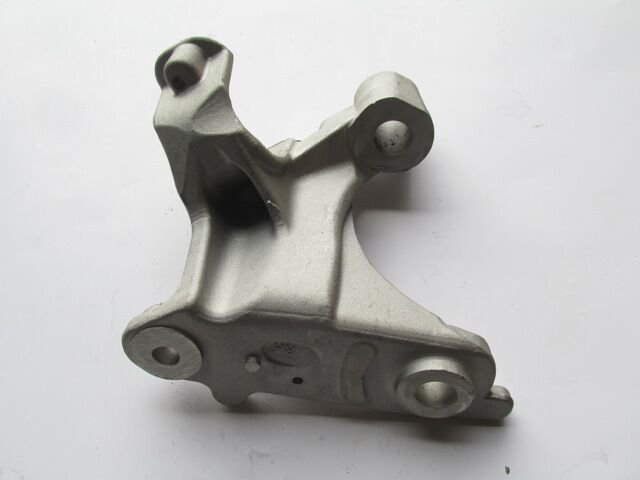 RENAULT MEGANE- 4- SD- 21/24; MOTOR BEŞİĞİ BAĞLANTI AYAĞI SAĞ (BEŞİK DARBE EMİCİ) (ALÜMİNYUM) 548500910R