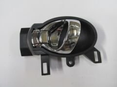 NISSAN JUKE- 11/19; ÖN KAPI İÇ AÇMA KOLU SOL SİYAH (ELCEĞİ NİKELAJLI) (HUSHAN) 80671-1HH0B