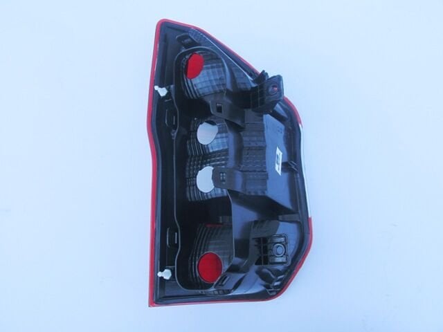 FORD TOURNEO COURIER- 14/18; STOP LAMBASI SAĞ KIRMIZI/BEYAZ (MARS) ET7613404AF