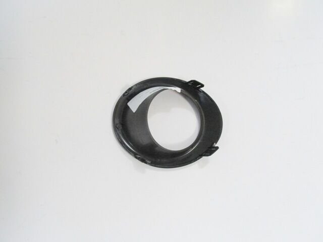 NISSAN NOTE- 06/09; SİS LAMBA KAPAĞI SAĞ (YUVARLAK SİS DELİKLİ) (TYG) 62256-9U10A