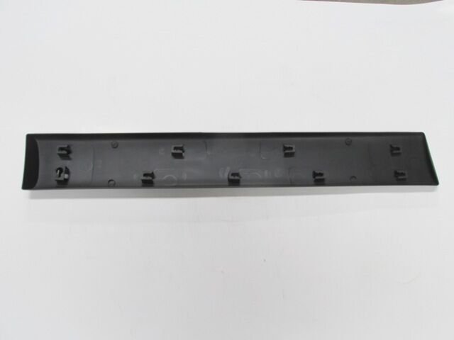 CITROEN BERLINGO- 96/03; ARKA KAPI BANDI SOL SİYAH (SÜRGÜLÜ KAPI İÇİN) (İNCE TİP) 8546.H1