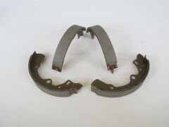 MAZDA 626- SD/HB- 89/91; ARKA FREN PABUCU (114,3X30) (DAIWA) BWYA2638Z
