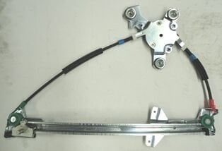 AUDI A6- 95/97; ÖN CAM KRİKOSU SAĞ ELEKTRİKLİ/MOTORSUZ (TW) 4A0837462