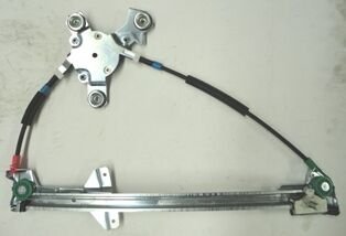 AUDI A6- 95/97; ÖN CAM KRİKOSU SOL ELEKTRİKLİ/MOTORSUZ (TW) 4A0837461