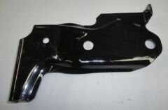 MITSUBISHI L200- PICK UP- 99/06; ÖN TAMPON BRAKETİ ORTA SAĞ (ORİJİNAL) MR144802T