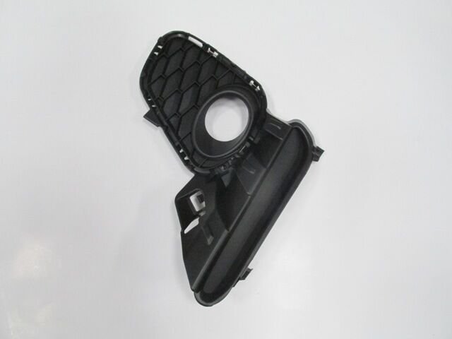 MAZDA 3- SD/HB- 12/13; SİS LAMBA KAPAĞI SOL (SİS DELİKLİ) (TYG) BGV4-50-C21B