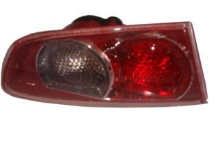 MITSUBISHI LANCER- 08/10; İÇ STOP LAMBASI SOL KIRMIZI/BEYAZ (FAMELLA) 8337A009