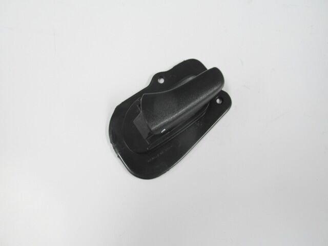 OPEL CORSA- B- 93/00; ÖN KAPI İÇ AÇMA KOLU SOL (PÜTÜRLÜ SİYAH) (TW) 90363125