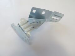 PEUGEOT 208- 12/20; ÖN ÇAMURLUK BRAKETİ SAĞ 9802294980