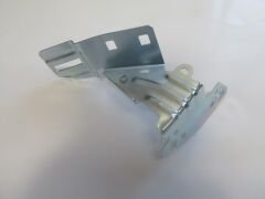 PEUGEOT 208- 12/20; ÖN ÇAMURLUK BRAKETİ SOL 9802301280