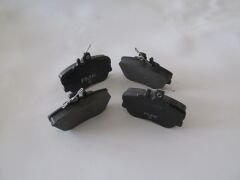 MERCEDES C CLASS- W202- 93/99; ÖN FREN BALATASI (KABLOSUZ) (DİSK)(108X74,7X19,5)(FMK) A0054200320