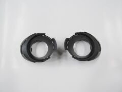 PEUGEOT PARTNER- VAN- 12/18; SİS LAMBA ÇERÇEVE BRAKETİ SAĞ/SOL SET (2 PARÇA) PLASTİK 1608323380