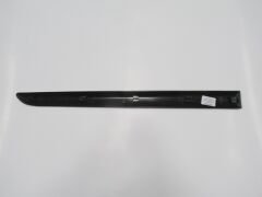 PEUGEOT 207- 06/12; ARKA KAPI BANDI SOL SİYAH 8546.Q3