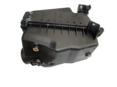TOYOTA COROLLA- ZZE121- 02/06; HAVA FİLTRE KUTUSU (KABİNİ) (BENZİNLİ TİP) (CASP) 17700-22120