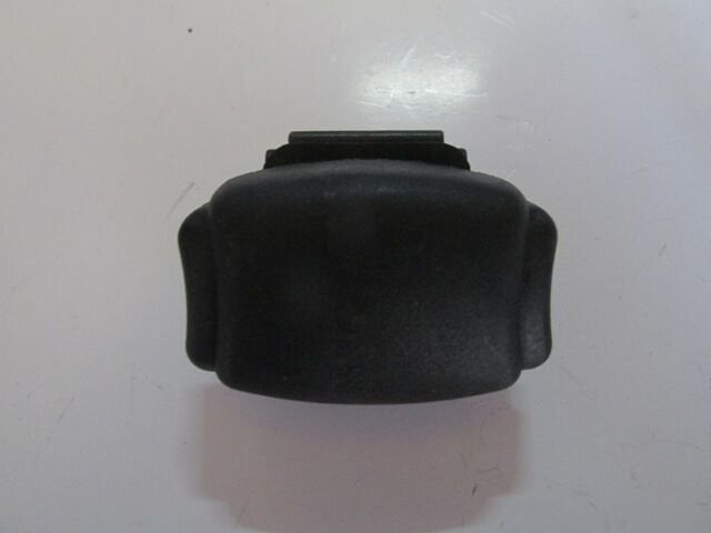 RENAULT SCENIC- 1- 96/99; TORPİDO MANDALI SİYAH 7701472795