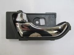 ISUZU D MAX- PICK UP- 12/17; ÖN KAPI İÇ AÇMA KOLU SOL NİKELAJLI (HUSHAN) -