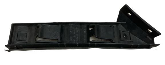 SEAT LEON- 99/05; ÖN TAMPON BRAKETİ SAĞ 1M0807050B