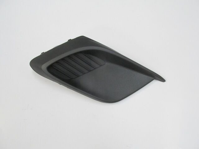 MAZDA 3- SD/HB- 14/16; SİS LAMBA KAPAĞI SAĞ SİS DELİKSİZ (TW) BHN1-50-C11A
